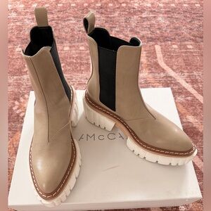 Stella McCartney Emilie Chelsea Ankle Boots Beige Platform Lug Sole 9